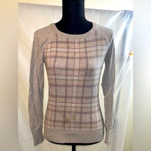 Women’s sweater